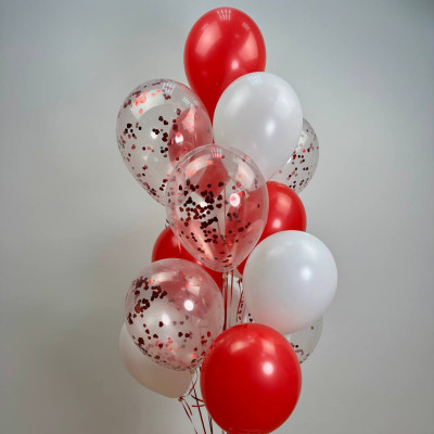 Латекс &laquo;Красный&raquo; &mdash; 5 шт., латекс &laquo;Белый&raquo; &mdash; 5 шт., латекс &laquo;Конфетти&raquo; &mdash; 5 шт., лента, грузик.